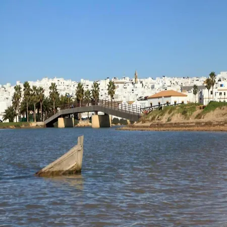 Apartment Piso Centrico En Conil Para Familias